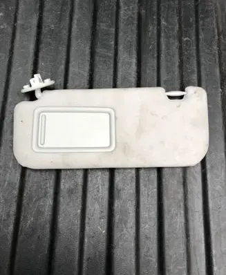 Sun visor