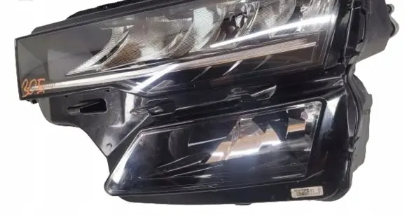Skoda Karoq Headlight/headlamp
