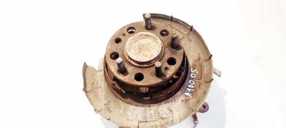 Hyundai ix35 Rear brake disc plate dust cover 