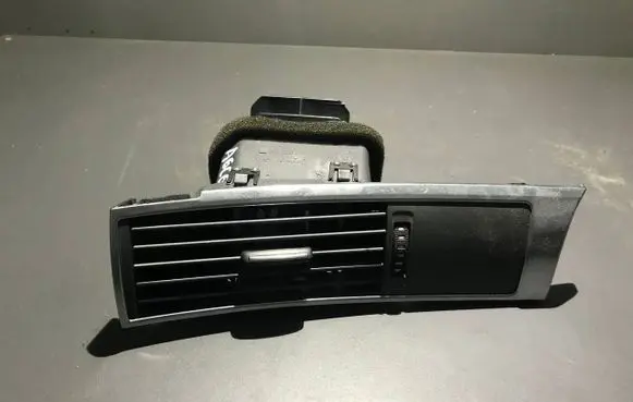 Audi A6 S6 C6 4F Dashboard side air vent grill/cover trim 4F1820901 4F1820901C