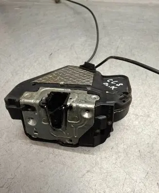 Mercedes-Benz CLS C219 Rear door lock 2197300135