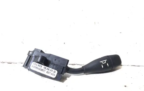 Mercedes-Benz CLK A209 C209 Steering wheel adjustment switch A0085453522