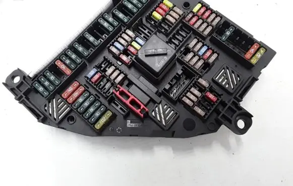 BMW 5 GT F07 Fuse module 9210857