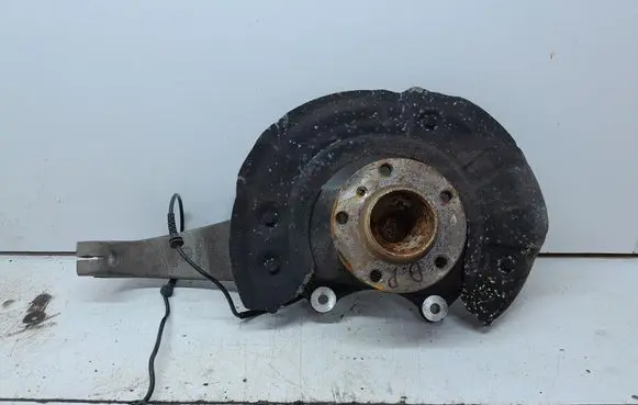 BMW 5 F10 F11 Front wheel hub