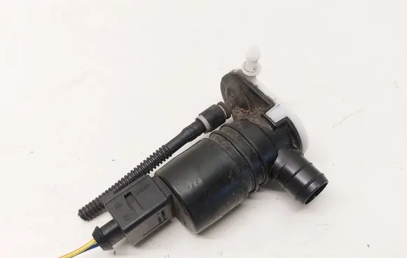 Ford Focus Windscreen/windshield washer pump JX7B17K624CA