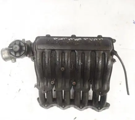 Mercedes-Benz A W168 Intake manifold 6680900101 a6680900101