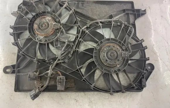 Chrysler 300 - 300C Electric radiator cooling fan 24041556