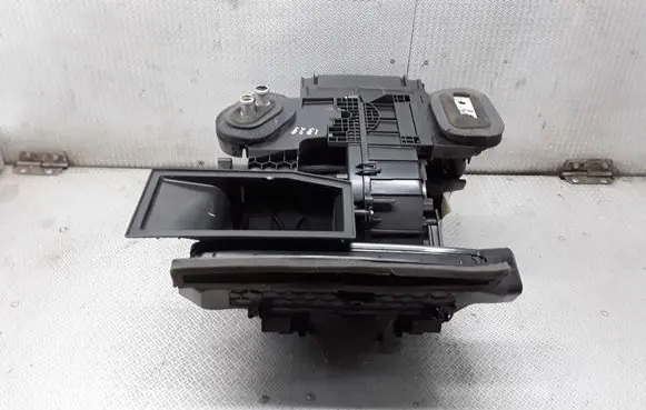 Renault Twingo II Interior heater climate box assembly 8200365189