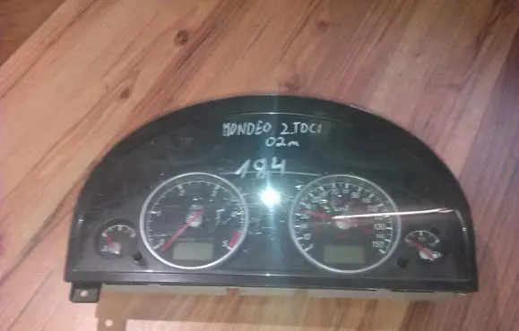 Ford Mondeo Mk III Speedometer (instrument cluster) 1s7f10849