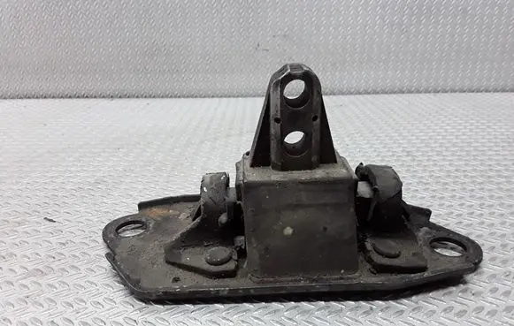 Volvo S80 Engine mount bracket 9492872