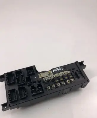 Volvo S60 Fuse module 518322110