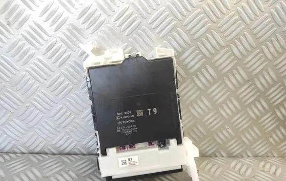 Toyota Yaris BSM Control unit MB238100