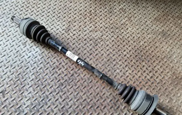 BMW 4 F36 Gran coupe Rear driveshaft 8680348