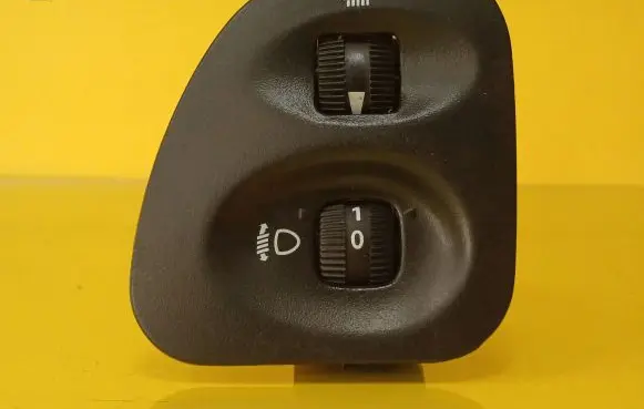 Fiat Palio Headlight level height control switch 716063000