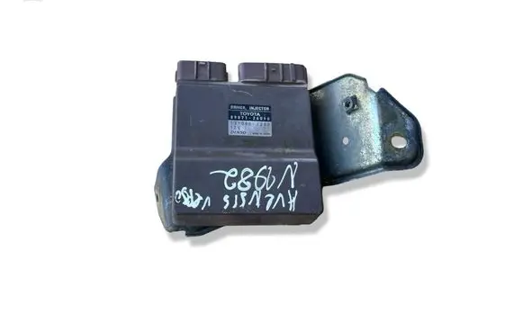 Toyota Avensis Verso Fuel injection control unit/module 1310001280 8987126010