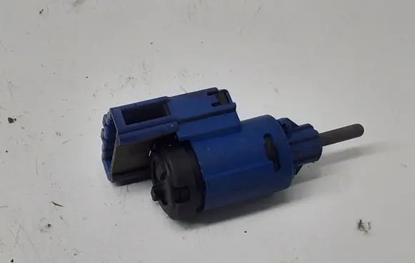 Clutch pedal sensor