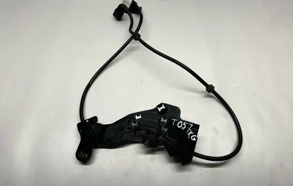 Mercedes-Benz C W205 Brake pads wear sensor A2055404106 A2055460346