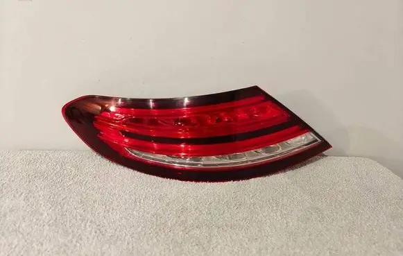 Mercedes-Benz C W205 Rear/tail lights A2059063305 00028275