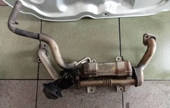 Toyota Avensis T250 EGR valve cooler 256800R020 DATE06711 13063850001