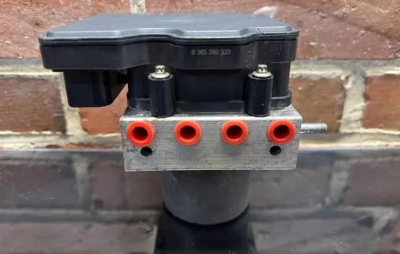 Mercedes-Benz Sprinter W906 ABS Pump A9069004904 0265956378 9308177