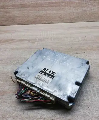 Mazda Premacy Engine control unit/module ECU RF4W18881B 2758005921