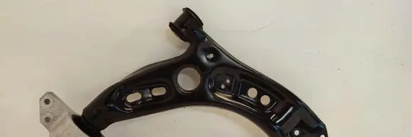 Volkswagen Tiguan Front control arm 5N0407152