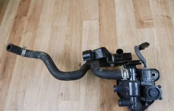 Lexus NX Electric auxiliary coolant/water pump 1137401600 8724042010