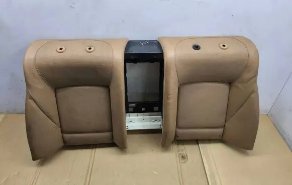 Rear seat