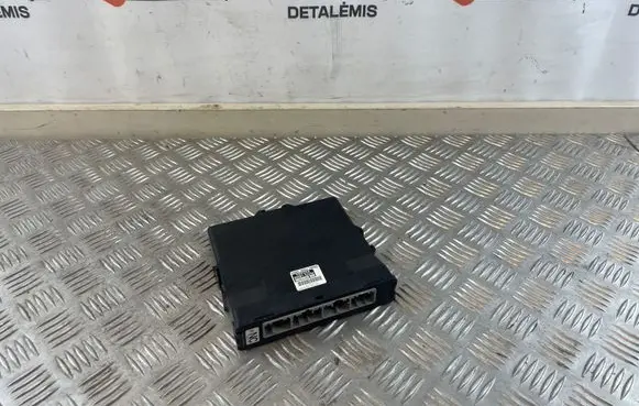 Toyota RAV 4 (XA40) Engine control unit/module 8998142040 2190003400