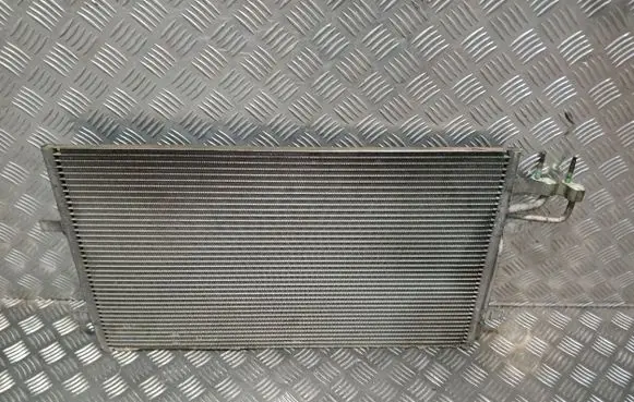 Ford Focus A/C cooling radiator (condenser)