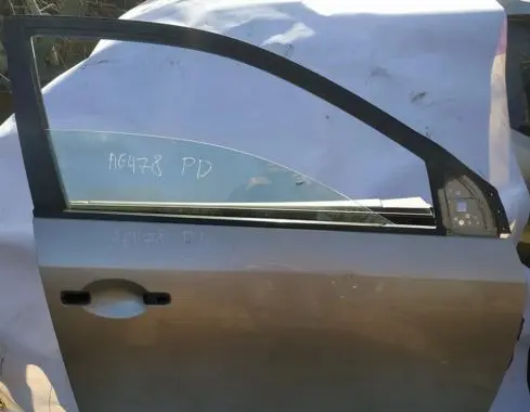 Nissan Murano Z50 Front door rudos