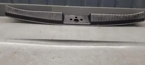 Ford Focus Trunk/boot sill cover protection 98ABA40352AFW