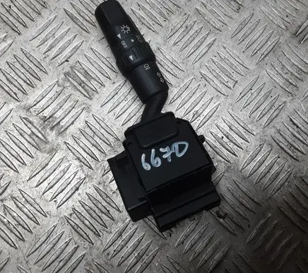 Mazda 3 I Indicator stalk 17D682