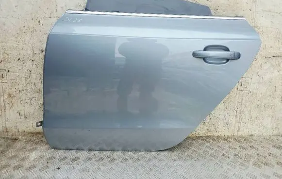 Audi A5 Sportback 8TA Rear door 