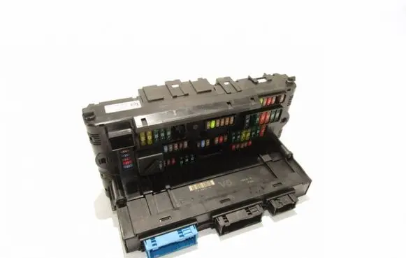BMW 7 F01 F02 F03 F04 Fuse module 915132003