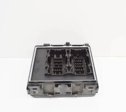 Ford Fiesta Fuse module L1BT14D068GAD H1BT14A003AB