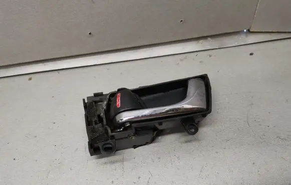Subaru Legacy Rear door interior handle