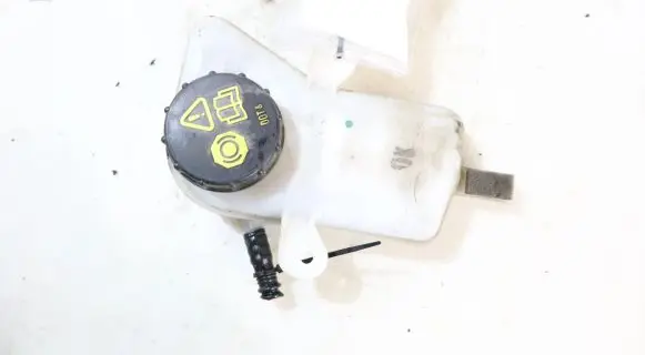 Ford Transit Courier Brake fluid reservoir 