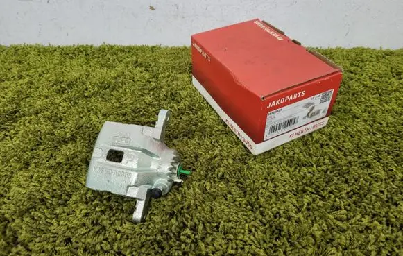 KIA Sorento Rear brake caliper J3210319