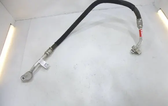 Air conditioning (A/C) pipe/hose