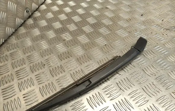 KIA Rio Rear wiper blade arm