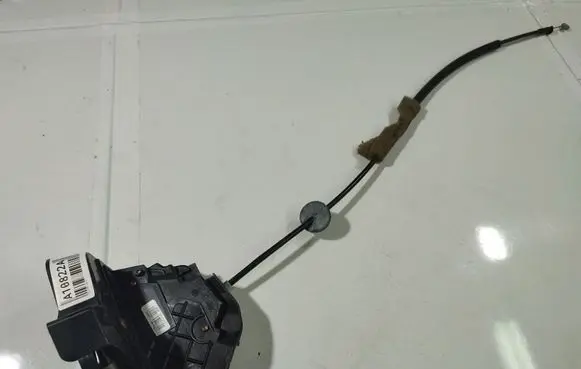 Ford Focus C-MAX Front door lock 3M5AR21812AJ