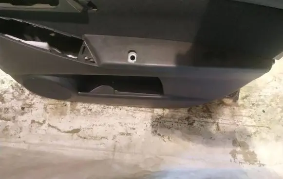 Mazda 3 II Front door card panel trim