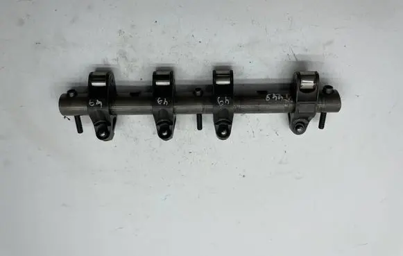 Volkswagen PASSAT B6 Camshaft 03G109527A