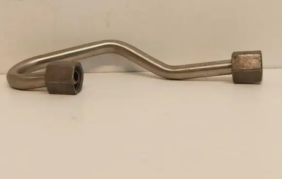 Audi A3 S3 8V Fuel line pipe 04C130241G