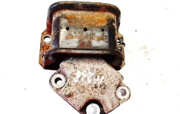 Peugeot 307 Engine mount bracket 9636270080