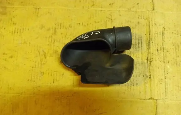 Renault Megane I Air intake hose/pipe 7700868428
