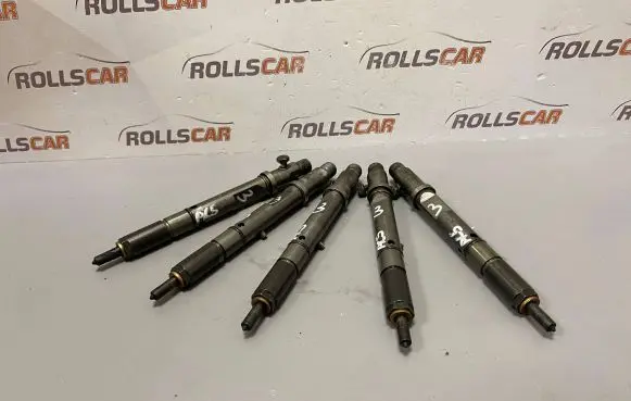 Audi A6 S6 C5 4B Fuel injector 059130201F