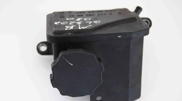 Mercedes-Benz GL X164 Power steering fluid tank/reservoir A0004602283