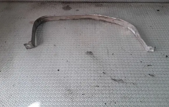 Skoda Octavia Mk2 (1Z) Fuel tank mounting bracket 